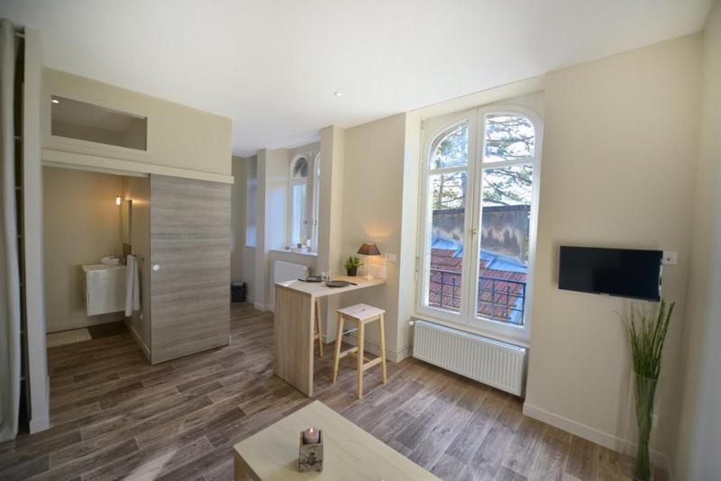 Appartment Les Suites Du Parc Besancon Room photo