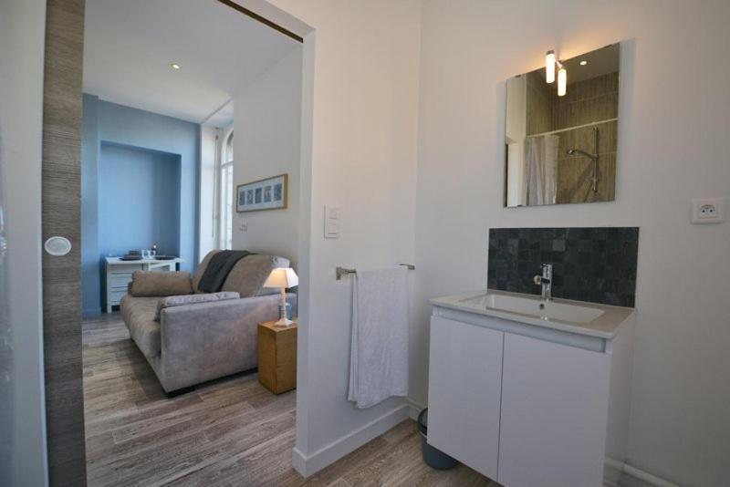 Appartment Les Suites Du Parc Besancon Room photo