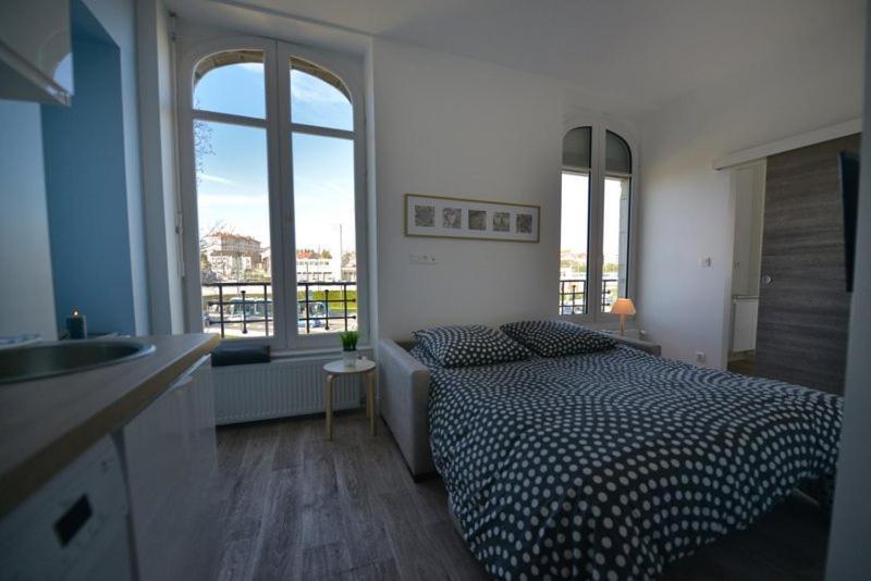 Appartment Les Suites Du Parc Besancon Room photo